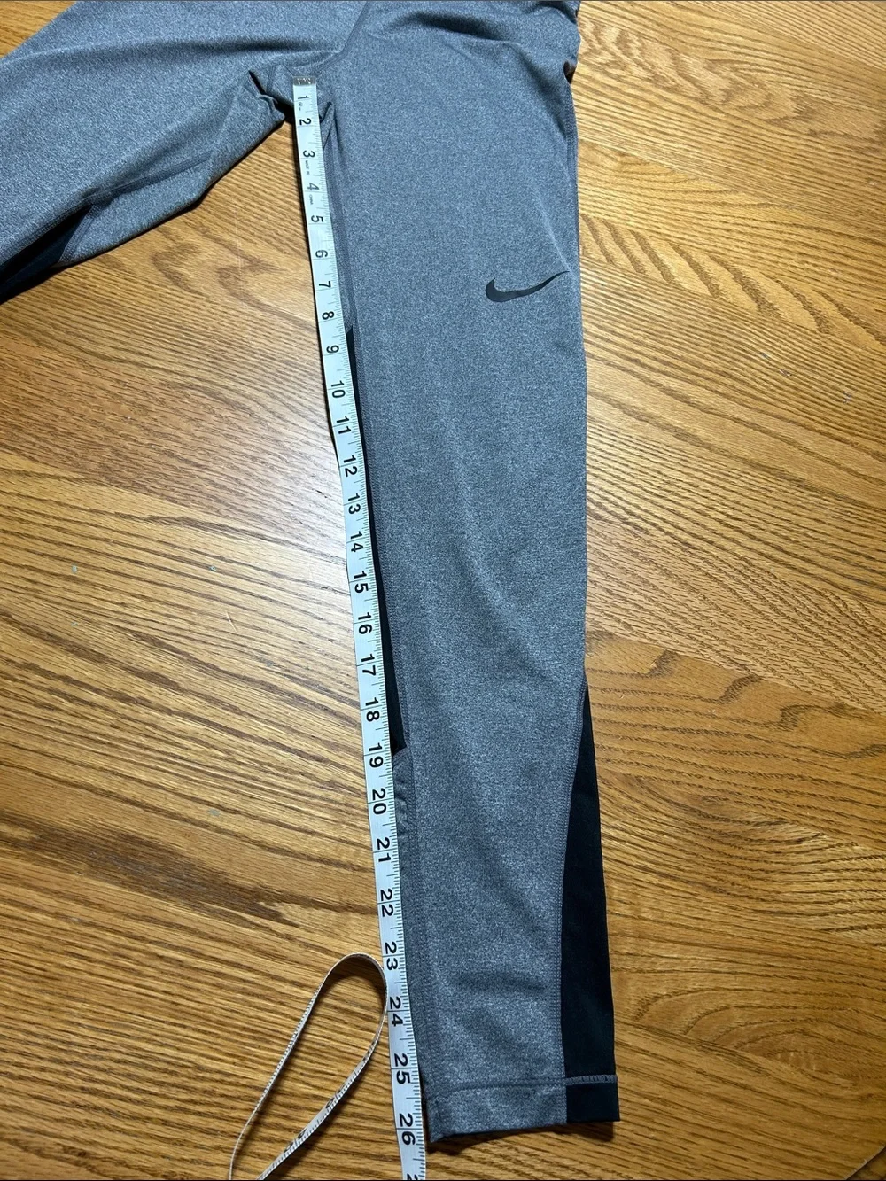 Nike women’s pro